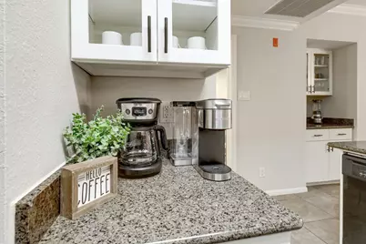 3404 American Drive #2106, Lago Vista, TX 78645 - Photo 11