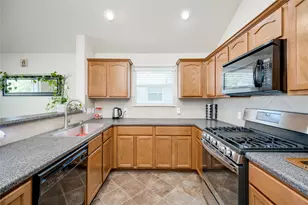 2408 Elara Dr, Austin, TX 78725 - Photo 5
