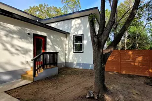 750 S Main St, Lockhart, TX 78644 - Photo 3