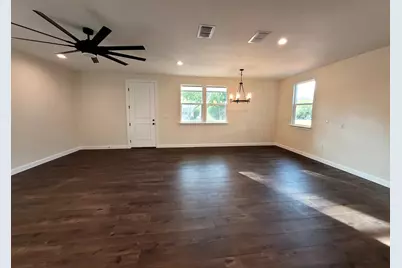 750 S Main Street, Lockhart, TX 78644 - Photo 7