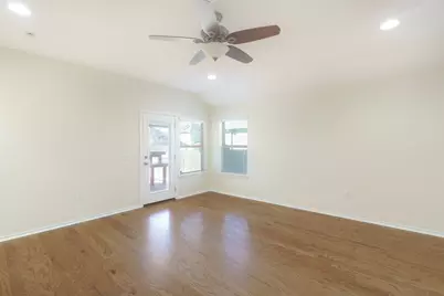 13020 Kearns Drive, Pflugerville, TX 78660 - Photo 7