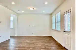 417 Cinnamon Teal Ln, Leander, TX 78641 - Photo 5