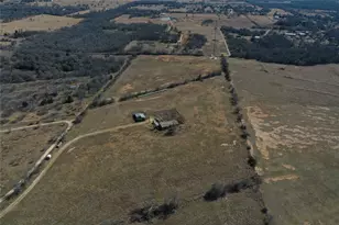 915 State Hwy 95 Hwy N, Elgin, TX 78621 - Photo 17