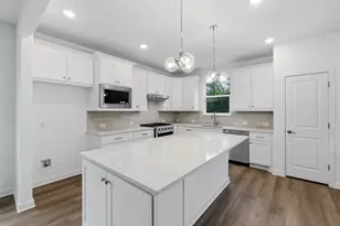 1010 Martingale St, Georgetown, TX 78633 - Photo 3