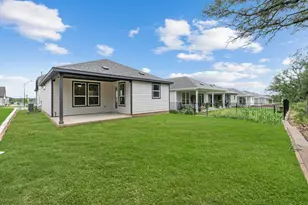 1010 Martingale St, Georgetown, TX 78633 - Photo 23