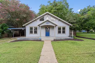 503 Short St, Smithville, TX 78957 - Photo 1