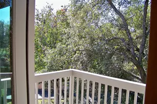 802 S 1st St, Austin, TX 78704 - Photo 11