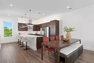 5201 E Martin Luther King Jr Blvd, Austin, TX 78721 - Photo 9