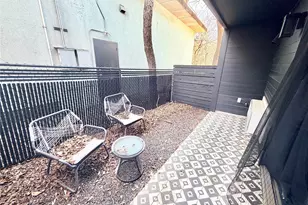 201 Academy Dr, Austin, TX 78704 - Photo 19