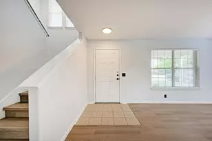 125 Holland St, Hutto, TX 78634 - Photo 5