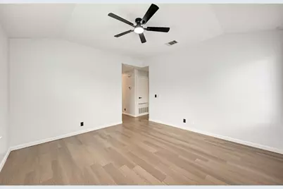 125 Holland Street, Hutto, TX 78634 - Photo 25