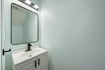 125 Holland Street, Hutto, TX 78634 - Photo 23