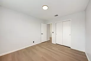 125 Holland St, Hutto, TX 78634 - Photo 31