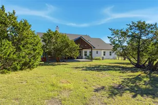 642 Chama Trace, Dripping Springs, TX 78620 - Photo 25