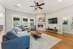 642 Chama Trace, Dripping Springs, TX 78620 - Photo 9