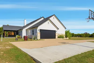 642 Chama Trace, Dripping Springs, TX 78620 - Photo 27