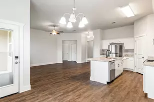 203 Winston Dr, Fredericksburg, TX 78624 - Photo 15