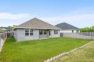 203 Winston Dr, Fredericksburg, TX 78624 - Photo 29