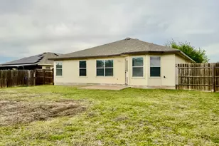 325 Brown St, Hutto, TX 78634 - Photo 27