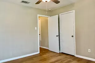 325 Brown St, Hutto, TX 78634 - Photo 23