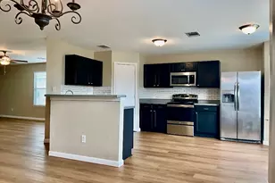 325 Brown St, Hutto, TX 78634 - Photo 7