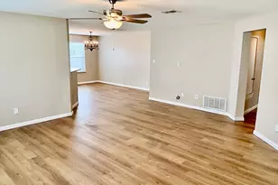 325 Brown St, Hutto, TX 78634 - Photo 3