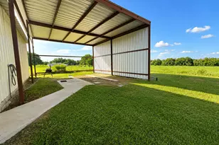 972 Co Rd 335, Rockdale, TX 76567 - Photo 9