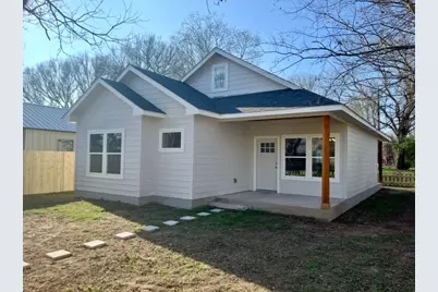 400 Washington Street, Smithville, TX 78957 - Photo 5