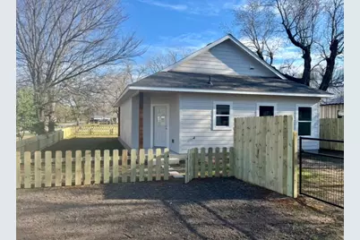 400 Washington Street, Smithville, TX 78957 - Photo 3