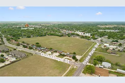 1020 S Guadalupe Street, Lockhart, TX 78644 - Photo 15