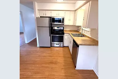 2715 Saint Edwards Circle, Austin, TX 78704 - Photo 7