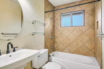 7505 Islander Drive, Austin, TX 78749 - Photo 17