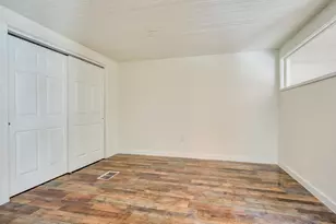 110 S Main St, Elgin, TX 78621 - Photo 13