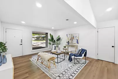 9801 Oak Hollow Drive, Austin, TX 78758 - Photo 5