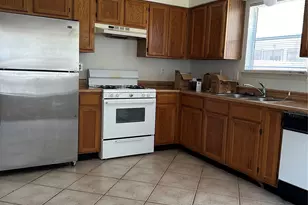 8002 Tuscarora Trail, Austin, TX 78729 - Photo 7