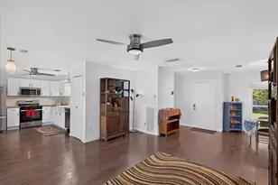 1213 Dunstan Dr, Austin, TX 78745 - Photo 13