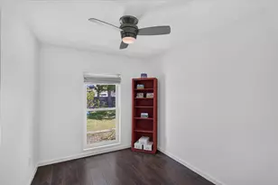 1213 Dunstan Dr, Austin, TX 78745 - Photo 19
