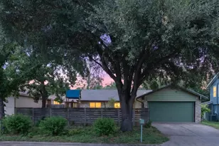 1213 Dunstan Dr, Austin, TX 78745 - Photo 1