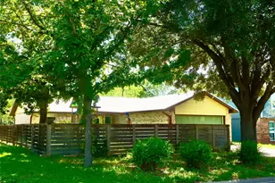 1213 Dunstan Dr, Austin, TX 78745 - Photo 1