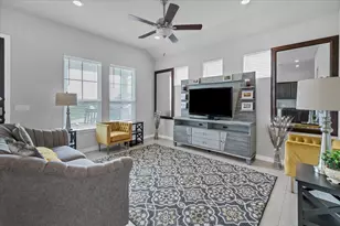 125 Harborside Dr, San Marcos, TX 78666 - Photo 13
