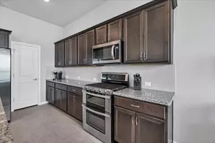 125 Harborside Dr, San Marcos, TX 78666 - Photo 19