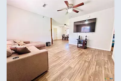 305 Carothers Street, Copperas Cove, TX 76522 - Photo 3
