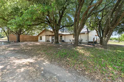 1421 Fm 1660, Hutto, TX 78634 - Photo 3