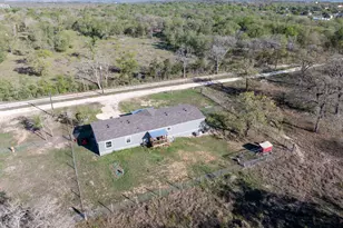 194 Williams Ln, Cedar Creek, TX 78612 - Photo 3