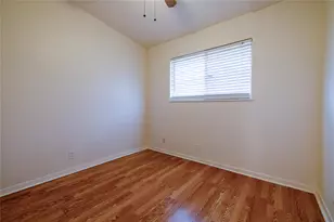 4304 Scottsdale Rd, Austin, TX 78721 - Photo 9