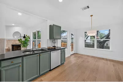 5706 Pecanwood Lane, Austin, TX 78749 - Photo 11
