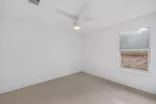5706 Pecanwood Ln, Austin, TX 78749 - Photo 19
