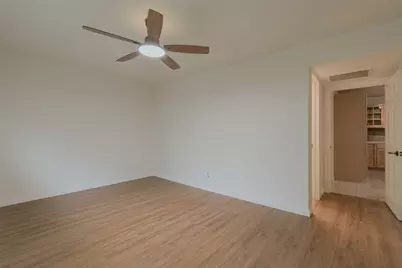 12605 Moss Hollow Street, San Antonio, TX 78233 - Photo 11