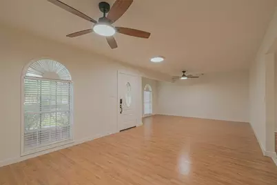 12605 Moss Hollow Street, San Antonio, TX 78233 - Photo 15