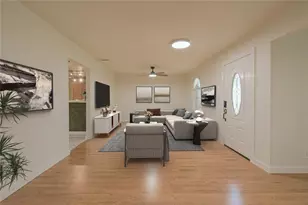 12605 Moss Hollow St, San Antonio, TX 78233 - Photo 5